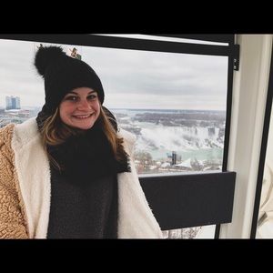 Meet your Posher, Megan